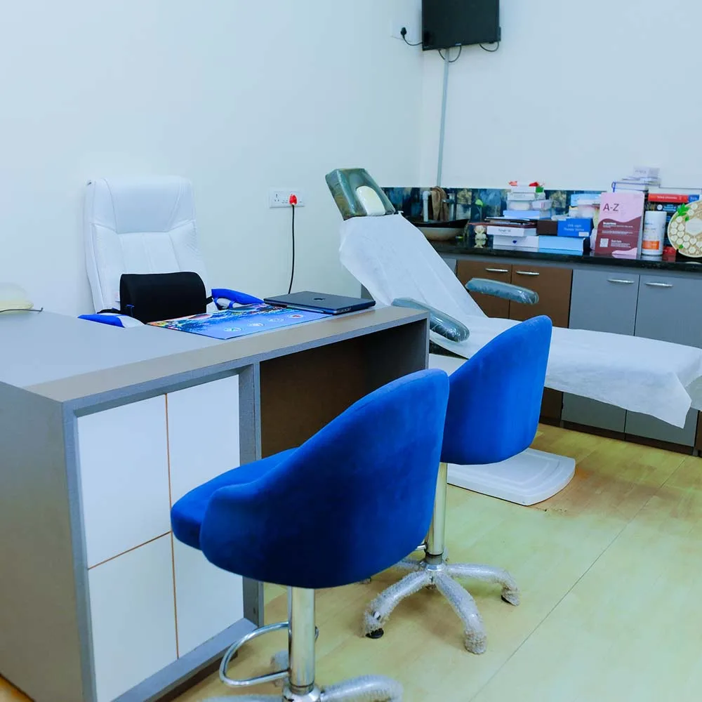 The Hair and Shape Clinic 13