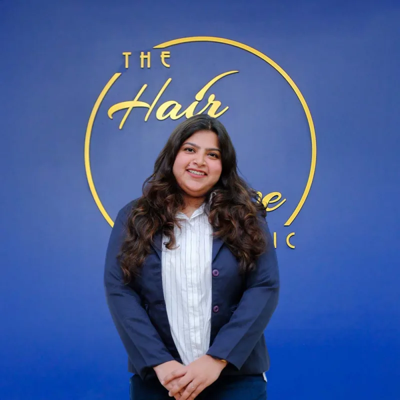 Dr Akansha